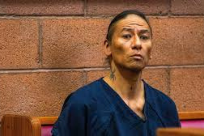 الممثل ناثان تشيسينغ هورس، بعد إدانته بارتكاب سلسلة من الجرائم المرتبطة بالاعتداء الجنسي 