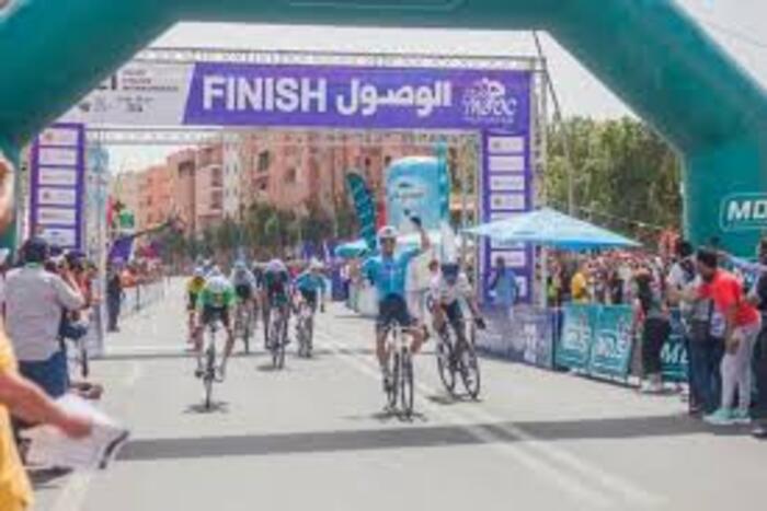 صلاح الدين مراوني يدخل أولا في المرحلة ال 4 من طواف بنين
