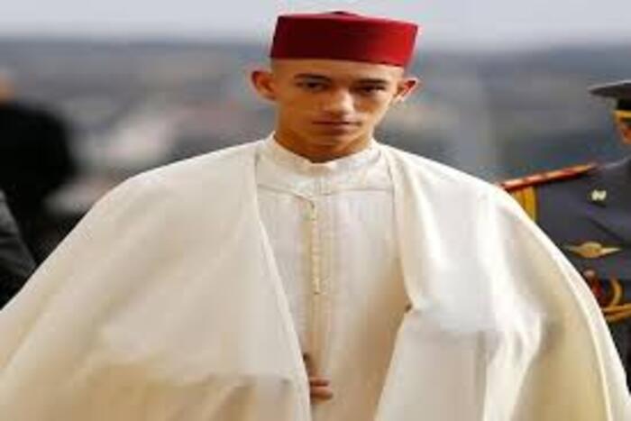 ولي العهد مولاي الحسن يترأس مأدبة غداء أقامها جلالة الملك بمناسبة الذكرى 70 لتأسيس القوات المسلحة الملكية