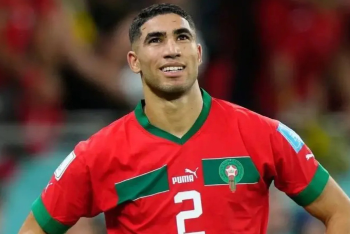 حكيمي يعادل رقم إيتو وتوريه ويتوج بلقبه الـ18 مع باريس سان جيرمان