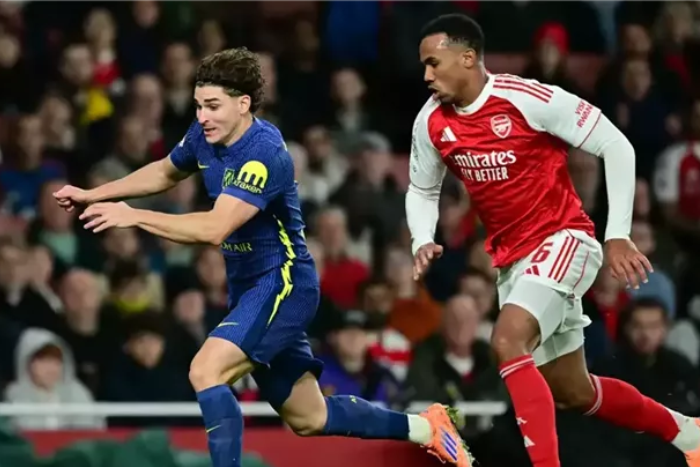 التعادل يحسم ذهاب نصف النهائي بين أتلتيكو مدريد وأرسنال في مباراة ركلات الجزاء