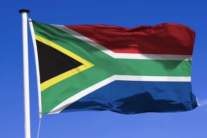 غلاء المواد الغذائية والوقود يرهق أكتاف الجنوب إفريقييين