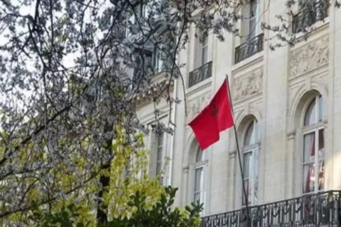 القنصليات العامة للمملكة بفرنسا تنظم أياما مفتوحة للجالية المغربية